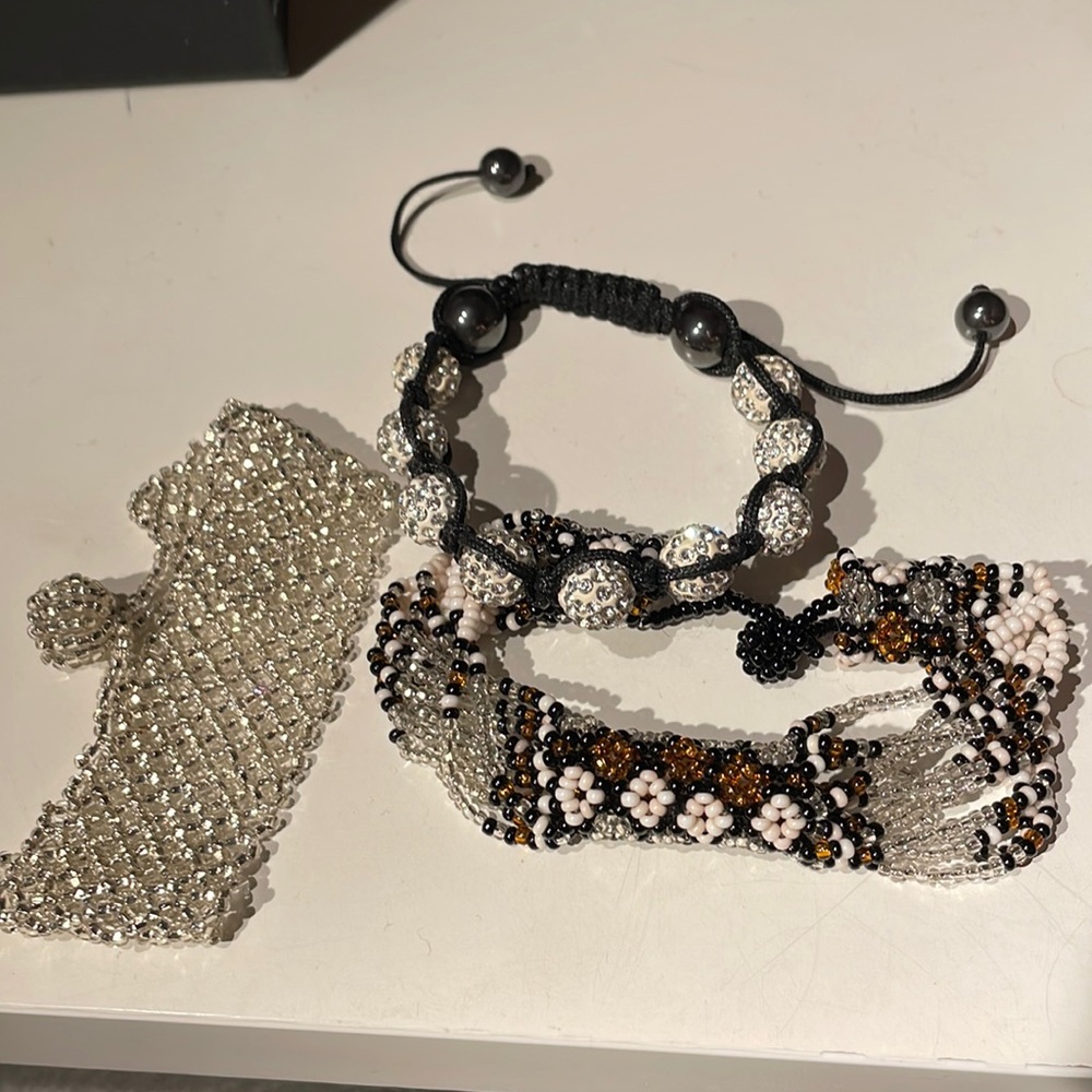 Bead jewelry